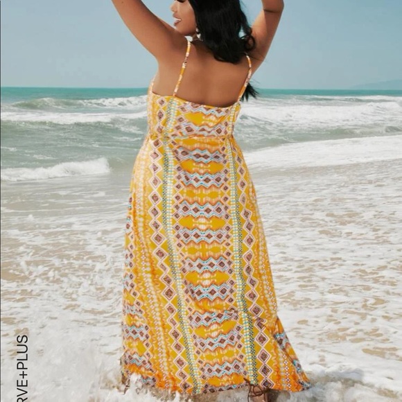 SHEIN Plus Geo Print Cami Dress - Picture 2 of 2